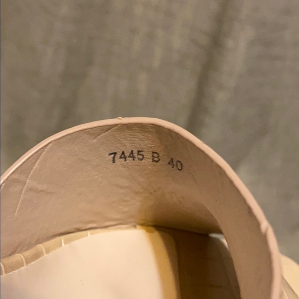 Super Node Cute Nude Leather Pattern Slip In Shoe - image 6